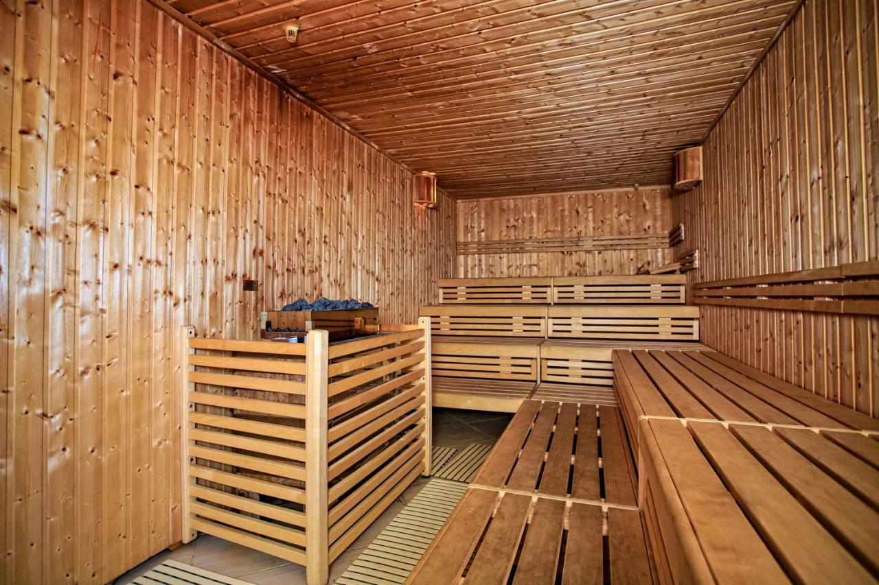 Hotel Karolinka 2*